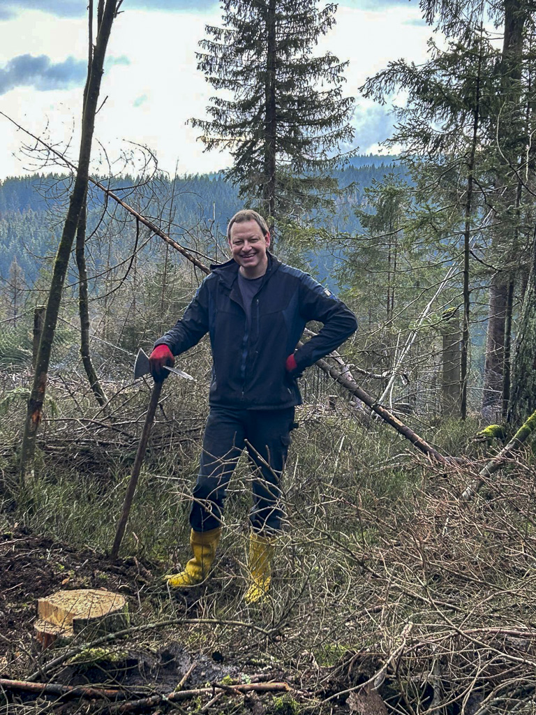 Baumpflanzaktion an der Belegstelle