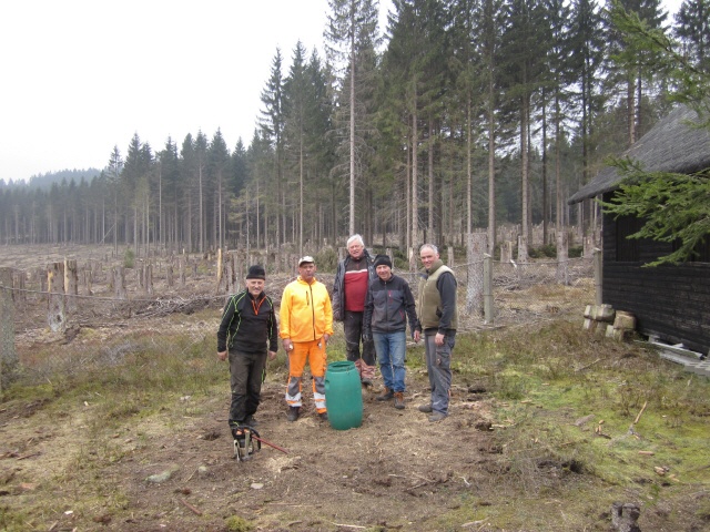 Abriss der  Hütte auf der Belegstelle 28.03.2025